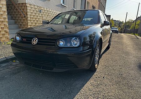 VW Golf Volkswagen 1.8T GTI
