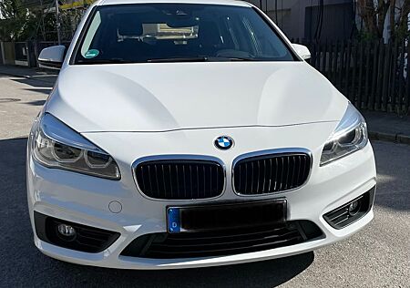 BMW 218i 218 Active Tourer -TÜV 04/2028, SHZ
