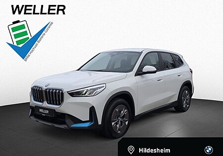 BMW iX1 xDr30,Live+,Adap.M-Fahrwerk,H/K,Memory,AHK