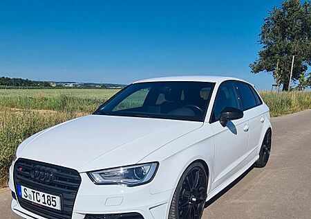 Audi S3 Quattro Sportback - 2.Hd, OZ felg. KW fahrw.
