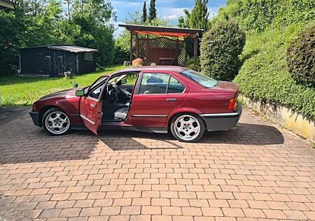 BMW 320i