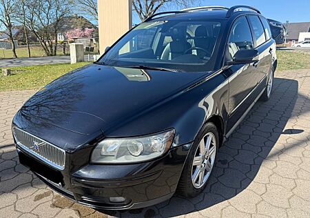 Volvo V50 Kombi 2.0 D Summum