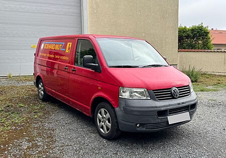 VW T5 Transporter Volkswagen lange Version 131 PS