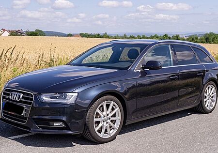 Audi A4 Avant 3.0 TDI Standheizung, Scheckheft