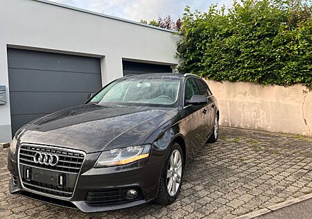 Audi A4 Automatik Pano-Dach, elektr. Heckklappe