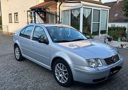 VW Bora Volkswagen 1.6 Basis Basis