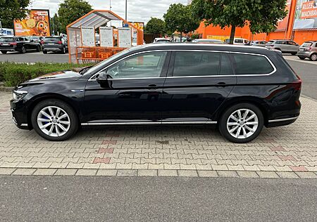 VW Passat Variant Volkswagen Passat Vari GTE Business IQ-Light Panorama AHK