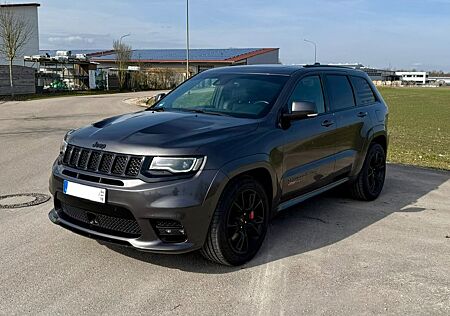 Jeep Grand Cherokee SRT 6.4l V8 HEMI 8-Gang Automatik