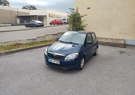 Skoda Fabia 1.2l 44kW TÜV 09/26 Verschleißteile neu