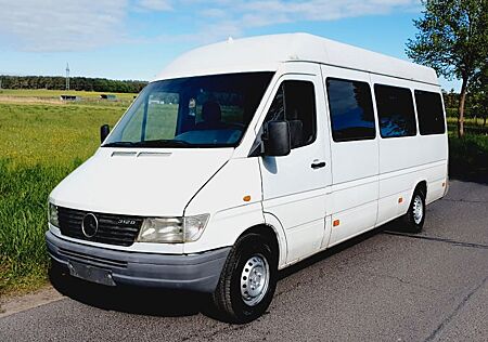 Mercedes-Benz Sprinter 312 Lang / 18 -Sitze