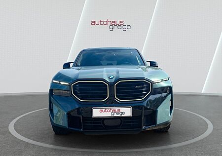 BMW XM Soft-Close Iconic Glow Carbonpaket
