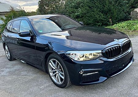 BMW 530d Turing xDrive M-sport NAVI LEDER KAMERA 360