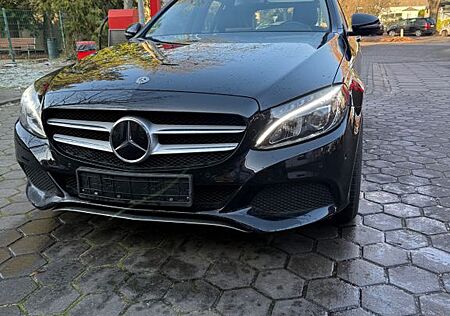 Mercedes-Benz C 220 *** d 4MATIC mit AHK***