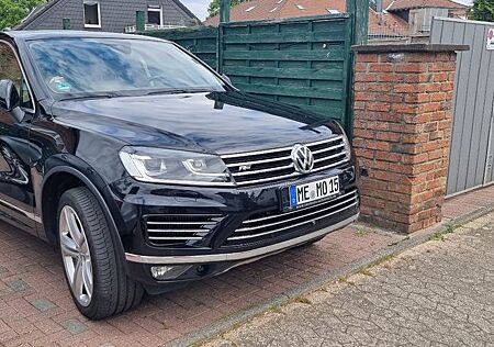 VW Touareg Volkswagen 3.0 V6 TDI R Line, Pano, AHK