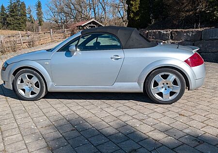 Audi TT Roadster 1.8T Cabrio | Leder | 2. Hand