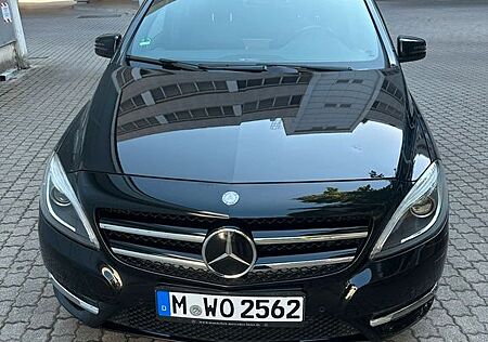 Mercedes-Benz B 200 TÜV, AU auf Wunsch NEU