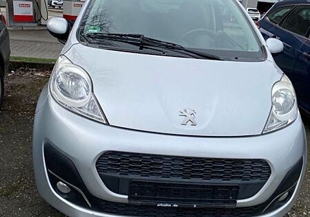 Peugeot 107 Active 68 2-Tronic Active