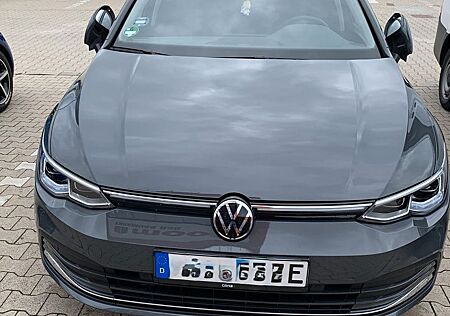 VW Golf Volkswagen Style AHK Navi PDC ACC RearView Klima SHZ