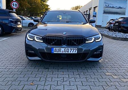 BMW 320d Touring (G21) M Sport / Laser / HUD / PANO