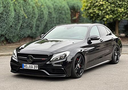 Mercedes-Benz C 63 AMG *SPORT AGA*PANO*BURMESTER*KEYLESS-GO*DISTRONIC*