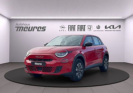 Fiat 600 Hybrid 110 PS, Rot, DCT, Allwetter LED-Schei