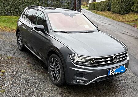 VW Tiguan Volkswagen 2.0 TDI SCR Offroad,AHK, Pano, Leder