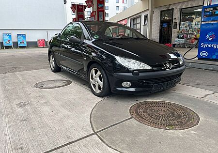 Peugeot 206 CC Platinum- TÜV NEU -