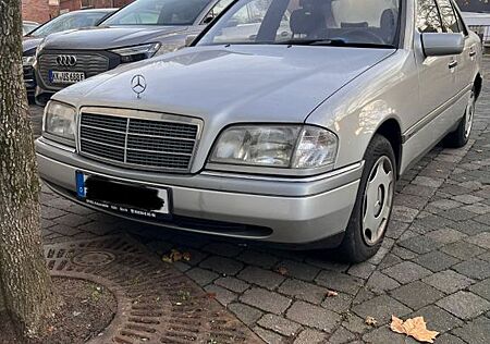 Mercedes-Benz C 180 ELEGANCE W202