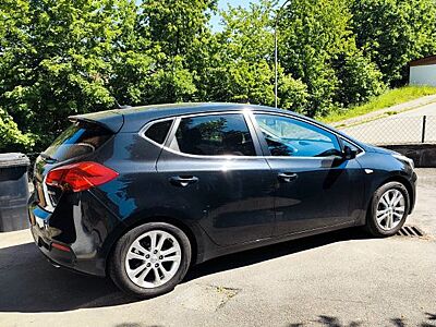 Kia cee'd / Ceed 1.4 CVVT Dream Team Edition Dre...