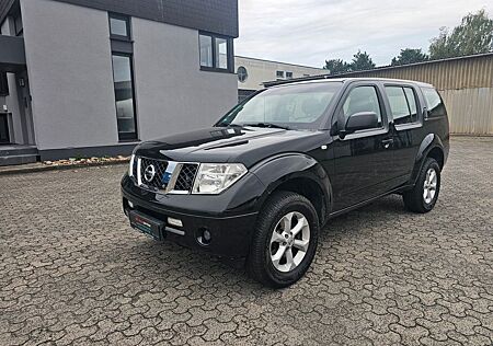 Nissan Pathfinder 2,5 dCi XE Plus