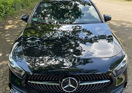 Mercedes-Benz 250