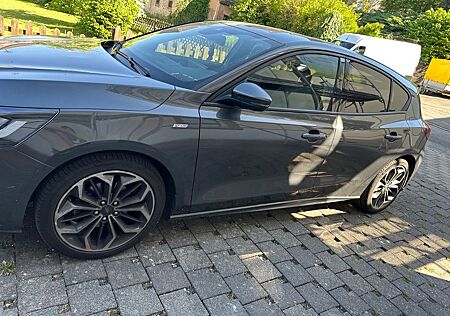Ford Focus 1,0 EcoBoost Hybrid 114kW ST-Line X ST NO