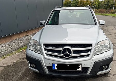 Mercedes-Benz GLK 350 4MATIC - 6 Zylinder