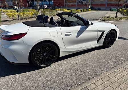 BMW Z4 sDrive20i M Sport Auspuff 4 Rohr Harmann