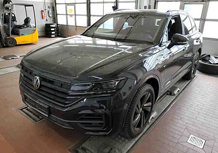 VW Touareg Volkswagen R 3.0 e-Hybrid AHK Pano Black Dynaudio E