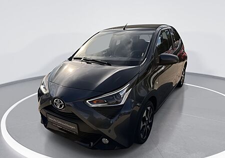 Toyota Aygo (X) Aygo 1.0 5-Gang x-sky, el. Faltdach, Sitzhz. A/C