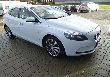 Volvo V40 Momentum.Automatik