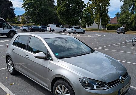 VW Golf Volkswagen 1.2 TSI 63kW BMT Comfortline Comfortline
