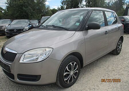 Skoda Fabia Classic KLIMA ALWETTERREIFEN TÜV NEU!