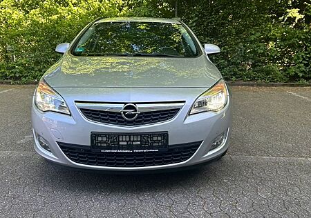 Opel Astra Sports Tourer 1.4 T 150 Jahre 103...