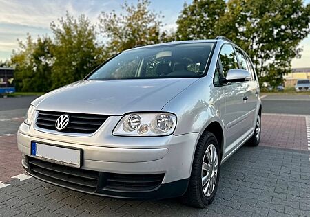 VW Touran Volkswagen 1.9 TDI 66kW Conceptline Conceptline