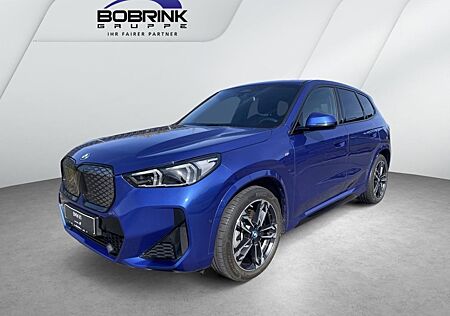 BMW iX1 xDrive30 M Sport Pano LED Shz Driving Assis.