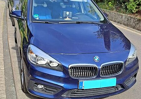 BMW 2er 218 Gran Tourer 218i Advantage Advantage