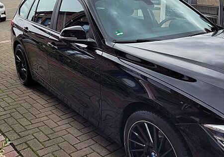 BMW 318d Touring -