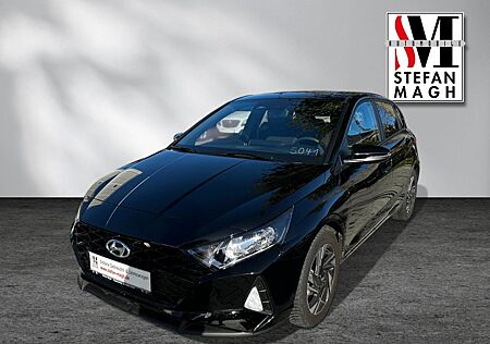 Hyundai i20 1.0 T-GDI Connect & Go CarPlay Kamera Navi