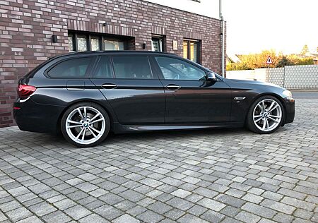 BMW 530d xDrive Touring A -