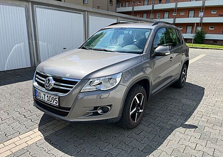 VW Tiguan Volkswagen 2.0 TDI 140 PS / TÜV NEU