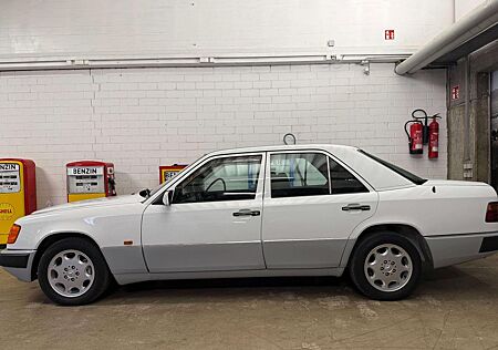Mercedes-Benz 250 5 Zylinder TurboDiesel