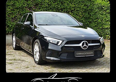 Mercedes-Benz 200 Mercedes Benz A 7G-DCT Progressive