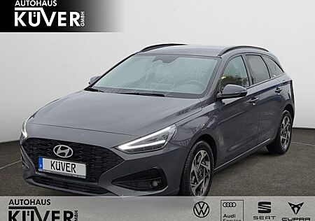 Hyundai i30 Family Kombi 1.5 T-GDi DCT Navi+ACC+Shzg+PDC